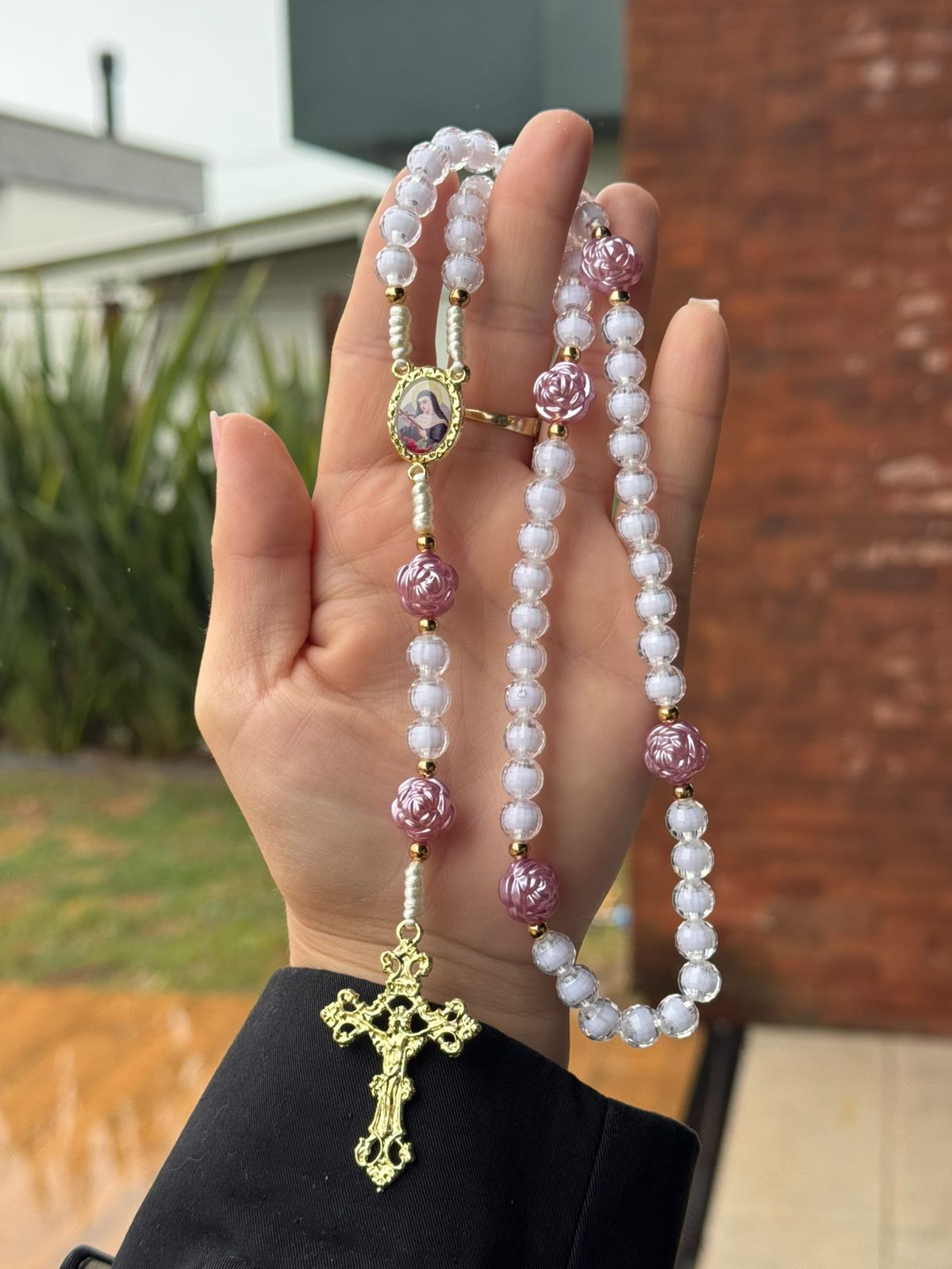 Terço Cristal/Branco Sta. Rita de Cássia