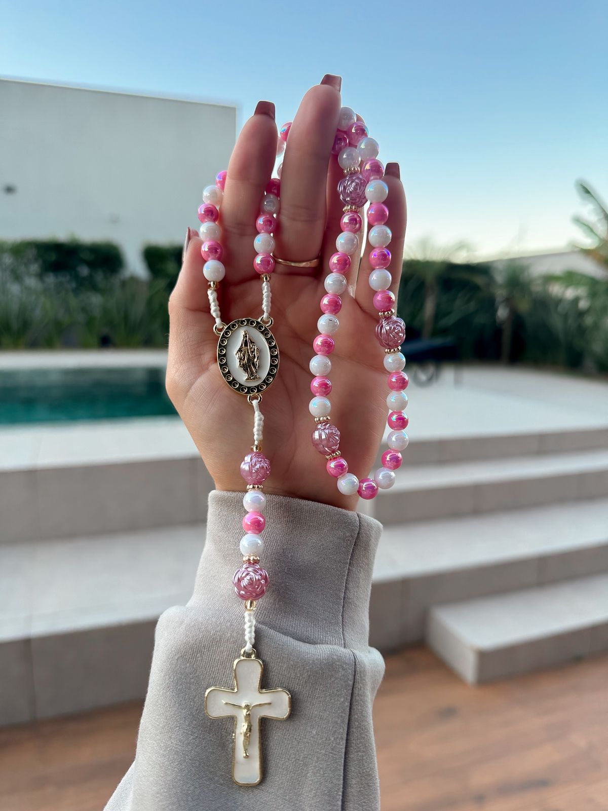 Terço Rosa Perolado N. Sra. das Graças