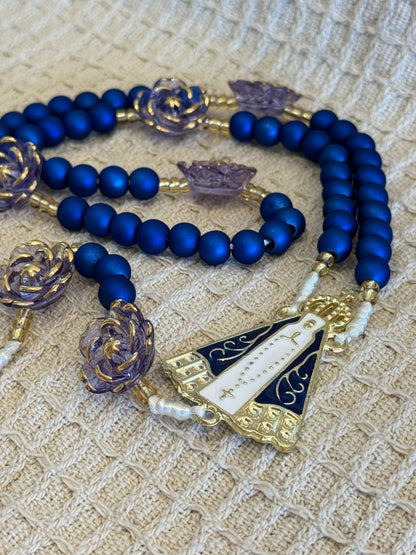 Terço N. Sra. Aparecida Floral Azul Royal